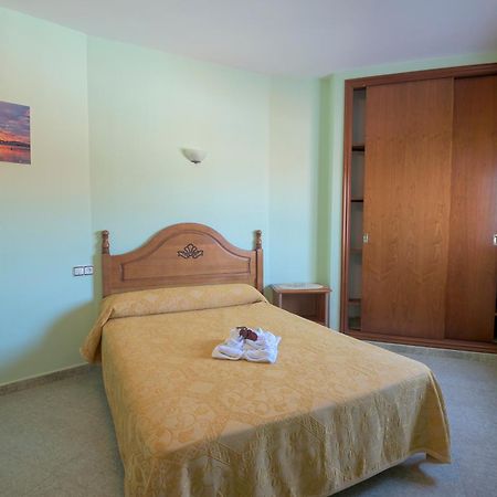 Hostal O Camouco Portonovo Cameră foto